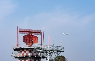 Air Traffic Controller
